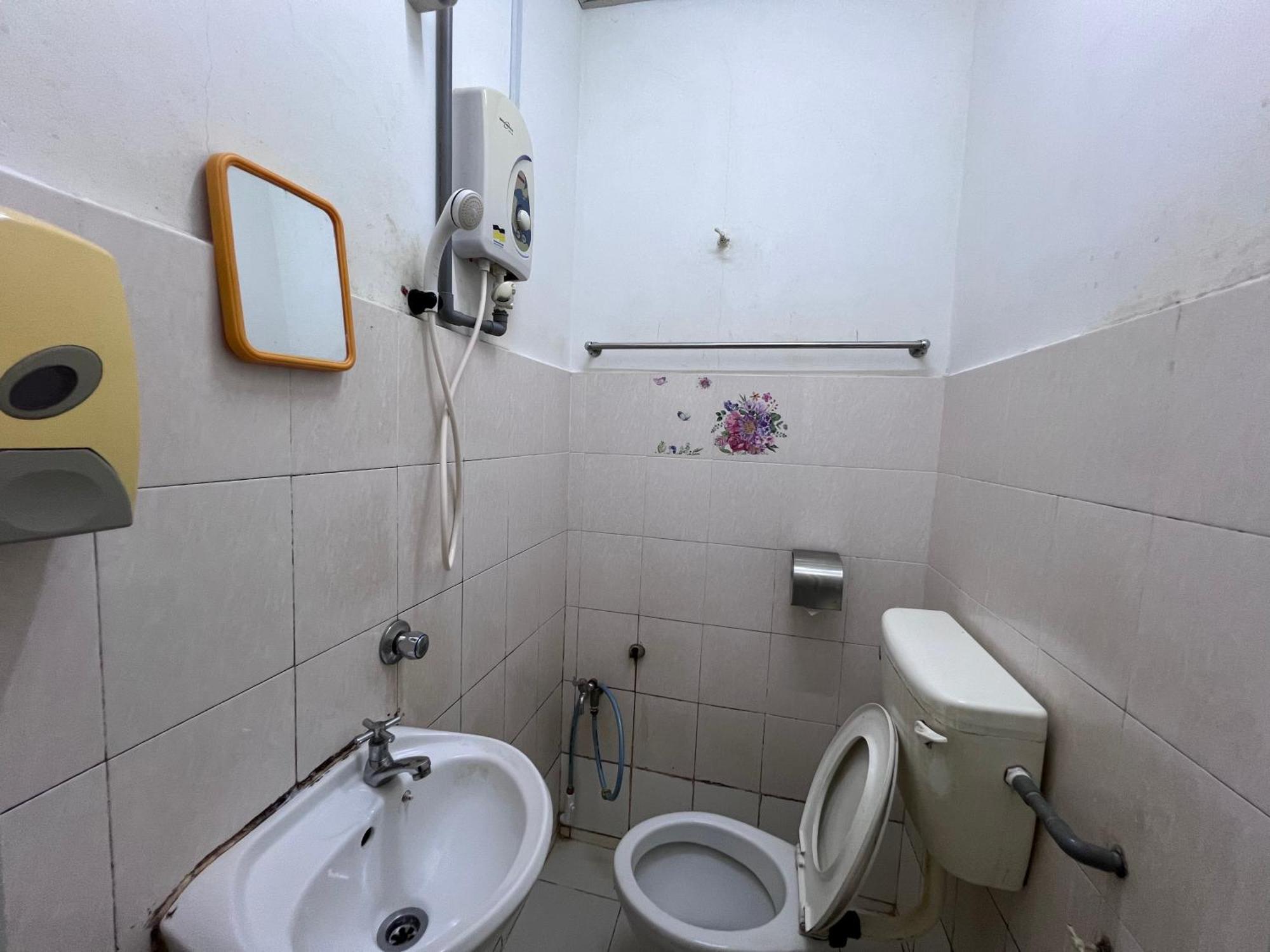 Seri Kemaman Inn, Chukai Terengganu ภายนอก รูปภาพ